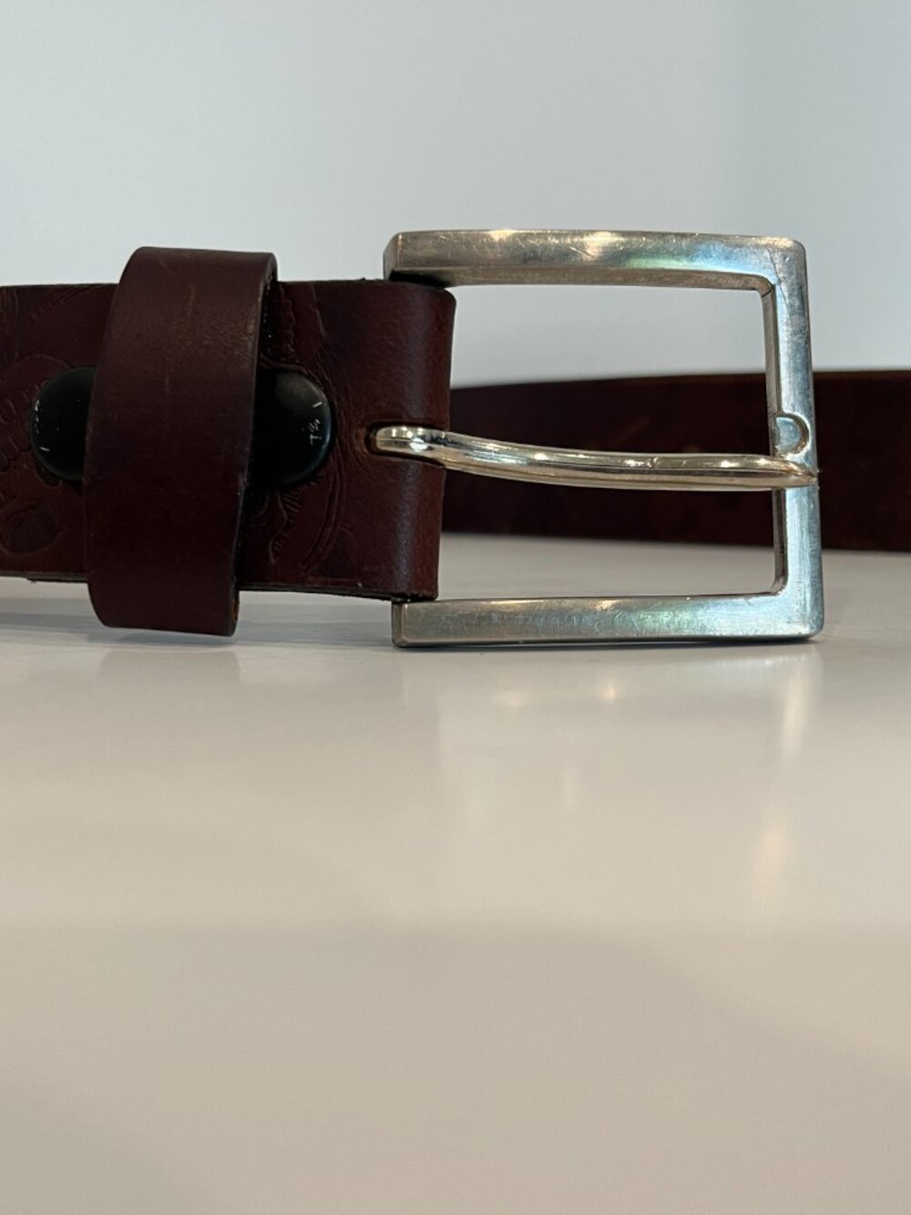 2 / $40 | OK Boot Corral Skulls Embossed Leather Belt Size 38 Made in Canada - Picture 4 of 8